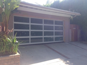 Tips To Avoid A Garage Door Accident