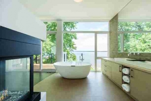 Luxury Features for an Amazing Master Bathroom