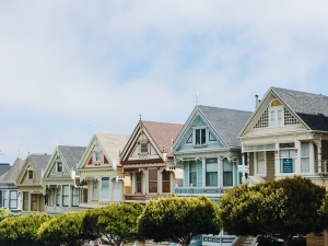 3 Reasons a Home Warranty Is Essential for an Older Home
