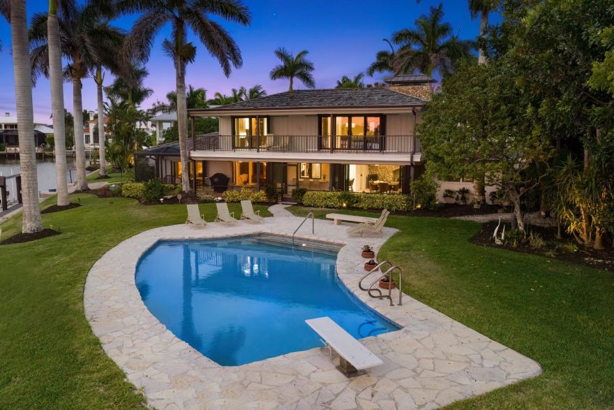 Record-Breaking $10 Million Royal Harbor Sale