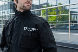 The Human Factor in Security: Why Security Guards Still Matter in the Digital Age