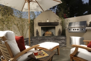 Selling Your Home Soon? Get That Outdoor Kitchen in Order!