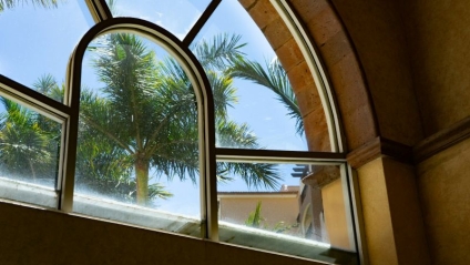 How to Choose Impact Windows for Coastal Homes