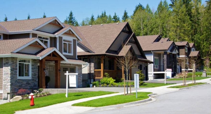 What to expect if you want to buy or sell a new home in Northern Virginia?