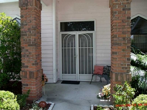 Use of flowers at entry.