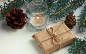 Thoughtful Hostess Gift Ideas You Won't Want To Forget This Holiday Season