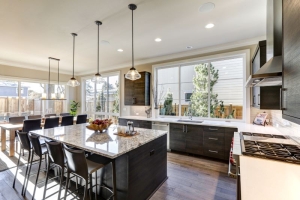 Selling Your Home? A Kitchen Clean Up Pays Off