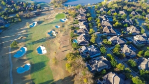 Why Real Estate Professionals Are Rethinking How They Build Client Relationships