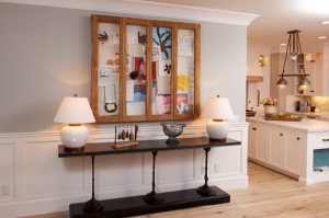 To Toss or Not to Toss - Your Guide to Organizing Your Keepsakes