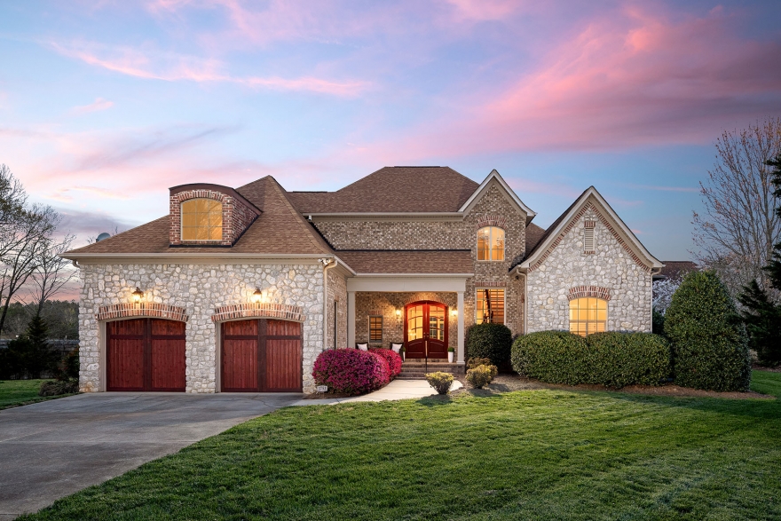 Lake Wylie Estate With Private Dock Enters Market