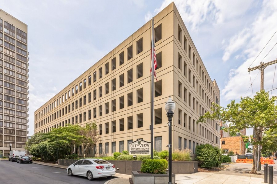 2001 Hamilton St 804, Phila PA 19130