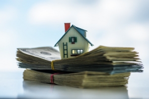 Secured vs. Unsecured Debt: How Lenders See Them