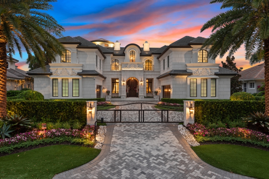 $13.7 MILLION WATERFRONT ESTATE IS THE MOST EXPENSIVE SINGLE-FAMILY HOME SALE IN HISTORY OF PARK SHORE
