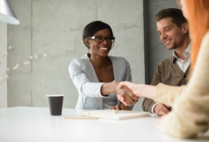 Choose the Best Real Estate Agent with These Tips