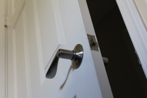The advantages of magnetic doors for your home