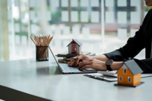 How to Start Your Real Estate Business in 2026