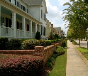 Timely Tips for Selling Your Home Quickly | What is your first chance to entice buyers?