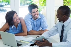 Should You Become a Real Estate Broker?